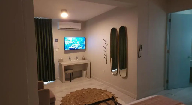Номер Deluxe Trópica Beach Hotel