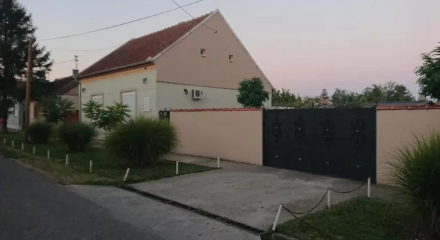 Guest House A'storia, Rezervați Pensiune Ruma Vojvodina