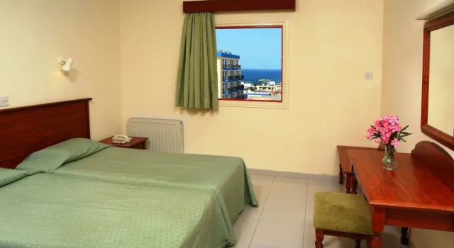 Tropical Dreams Hotel Apartments