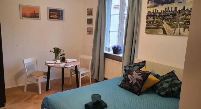 RentOnline Kościelna Apartment Old Town, Забронировать Апартаменты/квартира Апартаменты Варшавы, рядом с Церковь Святого Духа, Апартаменты/квартира