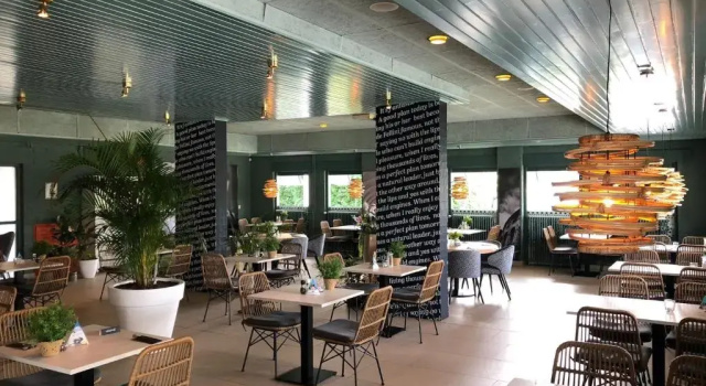 Коттедж Kustverhuur, Park Schoneveld, Duinroos 123