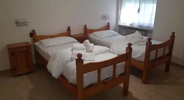 Hotel Topazio, Boek Hotel Hotels in Mondole Ski met parkeren, Parkeren