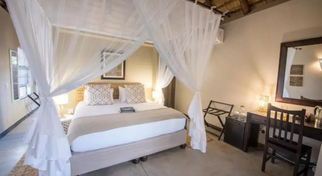 Номер Standard с видом на сад Bushbaby River Lodge