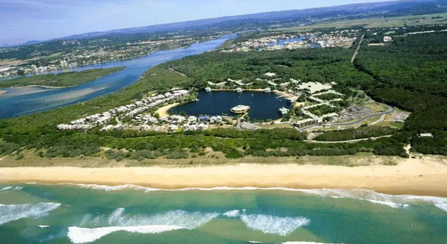 Двухместный номер Standard с видом на залив Novotel Sunshine Coast Resort