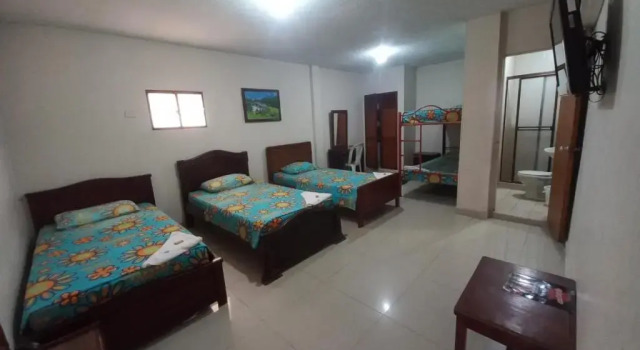 Семейный номер Standard Hotel Granada Inn