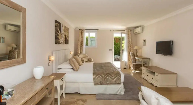 Люкс Les chambres d'hotes de Mougins
