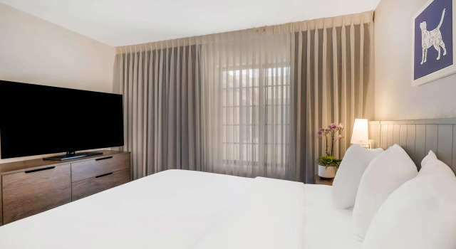 Четырёхместный люкс с 2 комнатами Sonesta ES Suites Portland Vancouver 41st Street