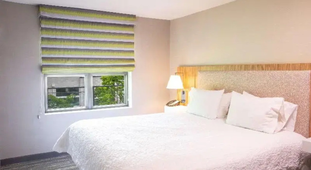 Номер Hampton Inn & Suites Seattle-Downtown
