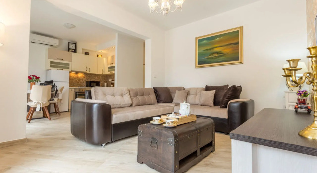 Villa Capitis in the Centre - Private Pool Villa & Balcony Apartment with Amazing view (No Pool)