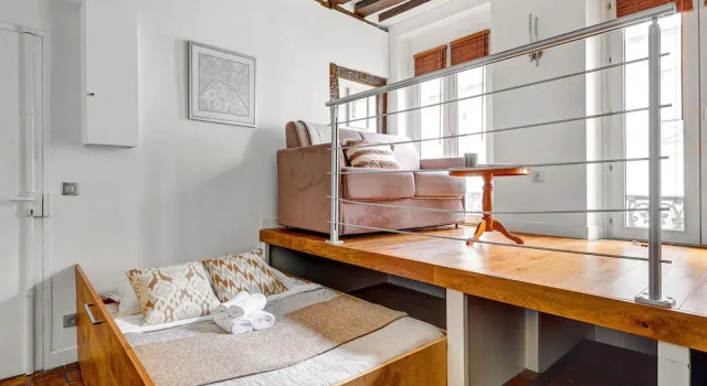 Elegant Studio in Le Marais - Sleeps 4, Забронировать Отель Париж Иль-де-Франс, рядом с Станция метро Rambuteau