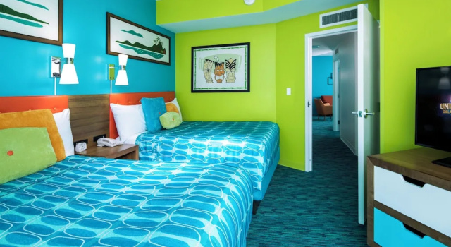 Люкс с 2 комнатами с видом на Volcano Bay Universals Cabana Bay Beach Resort