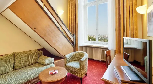 Четырёхместный номер Premium Austria Trend Hotel Schloss Wilhelminenberg Wien