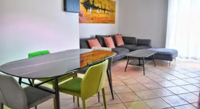 Apartamentos Las Naranjas, Забронировать Апартаменты/квартира Отели Херес-де-ла-Фронтера с парковкой, рядом с Винотека Гонсалес Байасс, Парковка