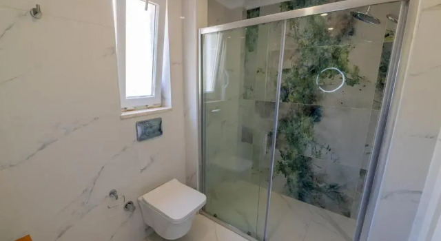 Вилла Beachfront Sari Villa Wi̇th Private Swimming Pool