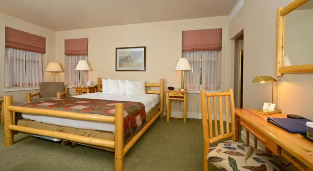 Номер Standard Best Western Plus Plaza Hotel