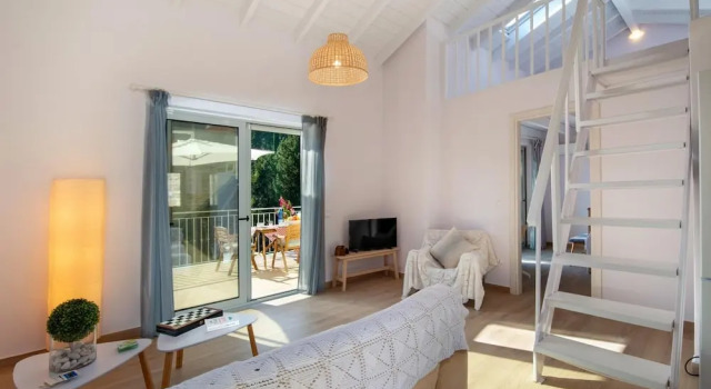 Вилла с балконом Villa Alexandros Swimming Pool Walk to Beach A C Wifi - 3454