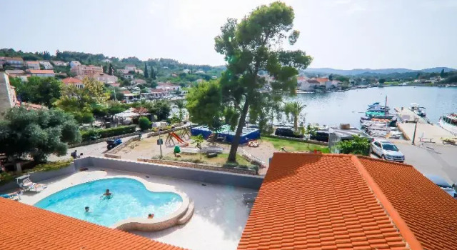 Номер Standard с балконом Lumbarda Resort Apartments