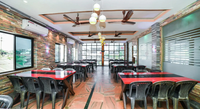 OYO 68808 Hotel Raghav, Забронировать Отель Отели штата Махараштры 3 звезды, 3*