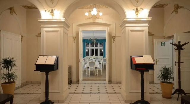 帕拉克科图林斯克旅馆(Palac Kotulinskich), Prenota Hotel Czechowice-Dziedzice 