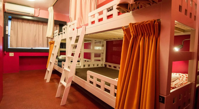 Кровать в общем номере (женский номер) Khaosan Tokyo Laboratory