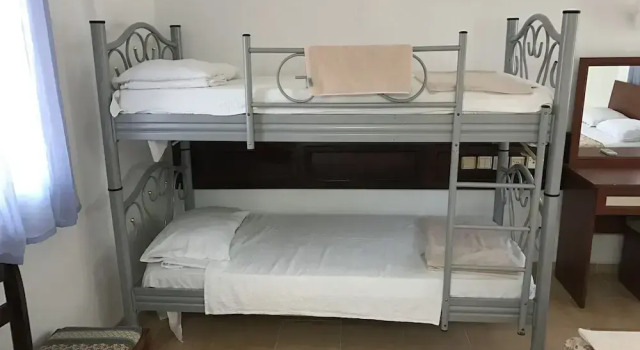Семейный номер Standard с балконом и с видом на горы Red Rose Hotel