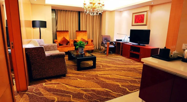 Grand Continental Hotel, Prenota Hotel Hotel a Ningbo con parcheggio, Parcheggio