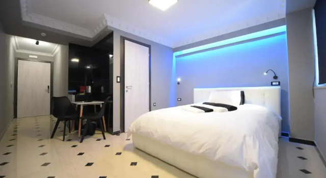 Полулюкс Pietra Mare Suites