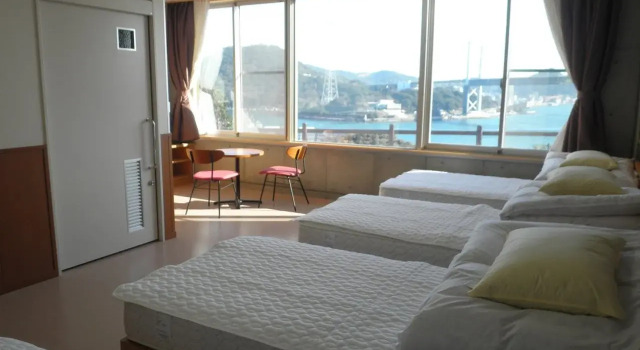 Shimonoseki Hinoyama Youth Hostel, Rezerwuj Hostel Hotele w Chugoku z parkingiem, Parking