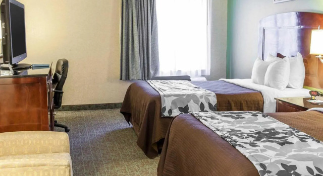 Двухместный номер Standard Sleep Inn & Suites near Joint Base Andrews-Washington Area