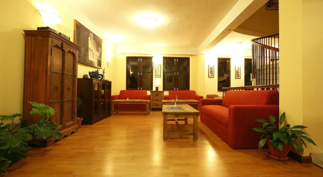 Royal Astoria Hotel, Забронировать Отель Катманду провинция Багмати-Прадеш