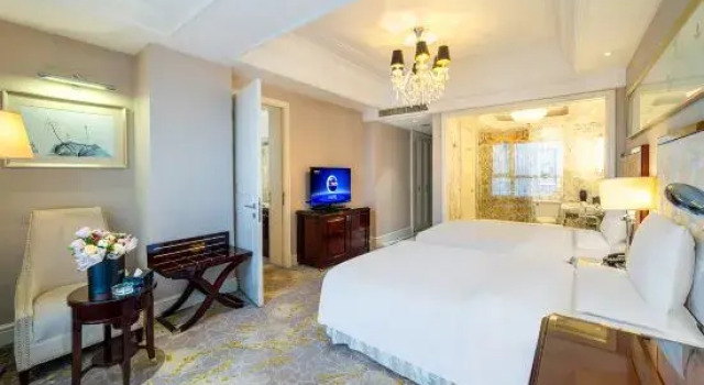 Номер Deluxe Yuncheng Jianguo Hotel