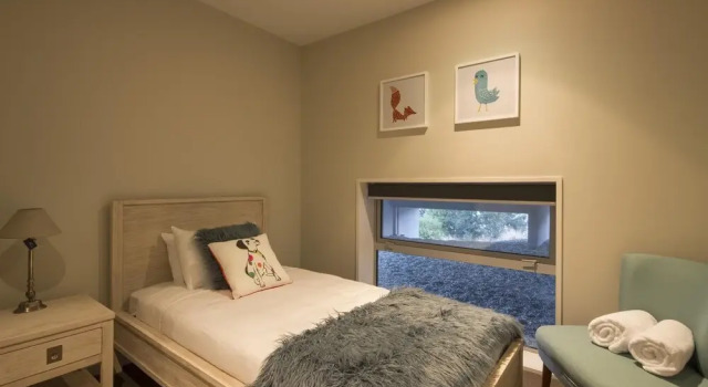 The Views and Spa 4BRM, Забронировать Отель Ферн-Хилл 