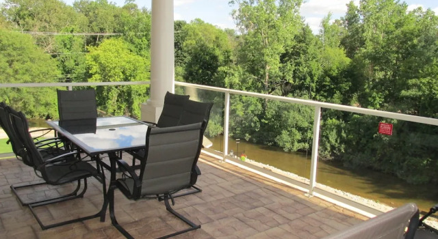 Номер Luxury с видом на реку Riverwalk Place Resort & Spa