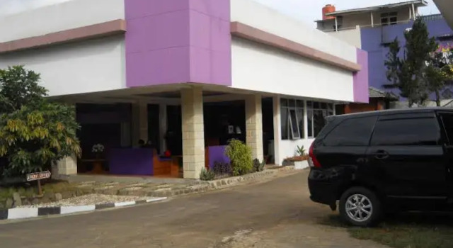 Sapphire Hotel
