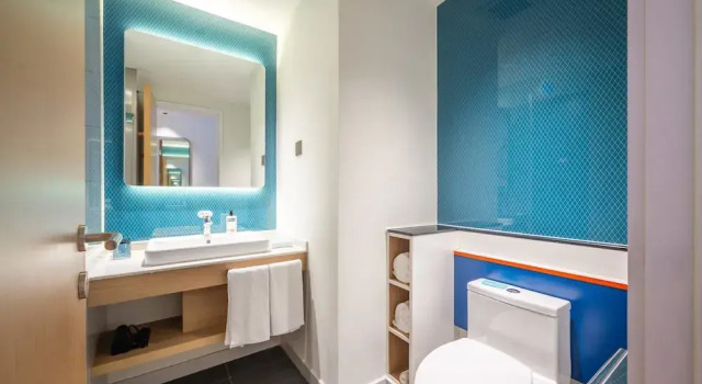 Номер Standard Holiday Inn Express Jurong Xianlin