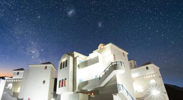 Chuncheon see and black pension
