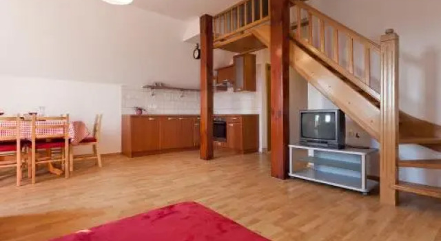 Vineyard Cottage Lustek, Reserva ahora Casa o chalet Cabañas en Dolenjska, Cabaña