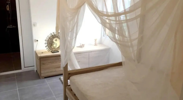 Apartment with One Bedroom in Gourbeyre, with Wonderful Mountain View, Private Pool, Furnished Terrace - 8 Km From the Beach, Prenota Appartamento Gourbeyre Basse-Terre