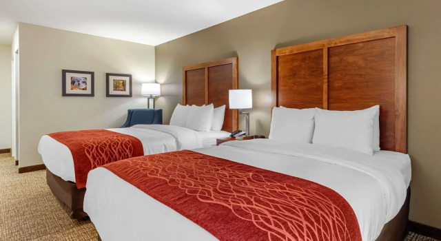 Четырёхместный номер Standard Comfort Inn White House
