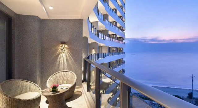 Wyndham Grand Plaza Royale Shuangyue Bay