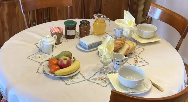 Chambre D'Hôte Confortable, 预订 酒店 维尼森斯勒博特涅 伊夫林