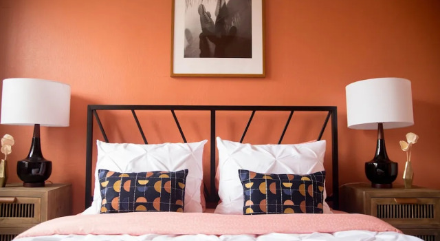 Beverly Boulevard! Cozy Studio! Sleeps 2!