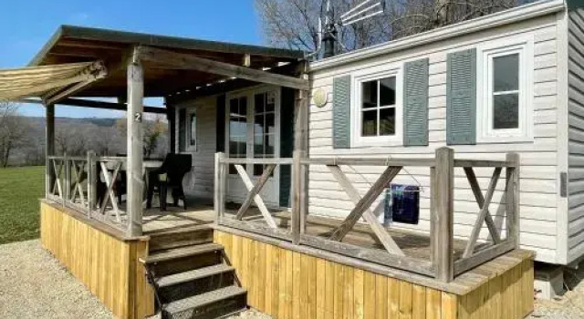 Jura mobile home, Забронировать Апартаменты/квартира Отели Горного массива Юры с парковкой, Парковка