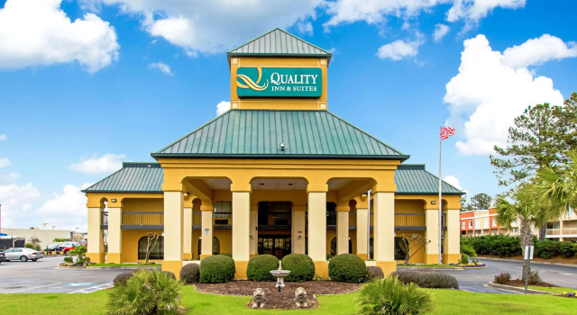 Quality Inn & Suites Florence Civic Center, Забронировать Отель Отели Южной Каролины с бассейном, Бассейн