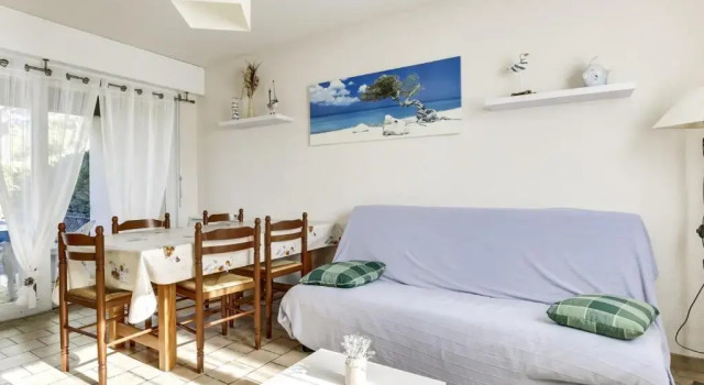 Maison T2 cabine à Biscarrosse Plage, proche des commerces et de la mer - FR-1-521-90, Забронировать Отель Бискарросс Côte landaise, рядом с Пляж г. Бискаррос