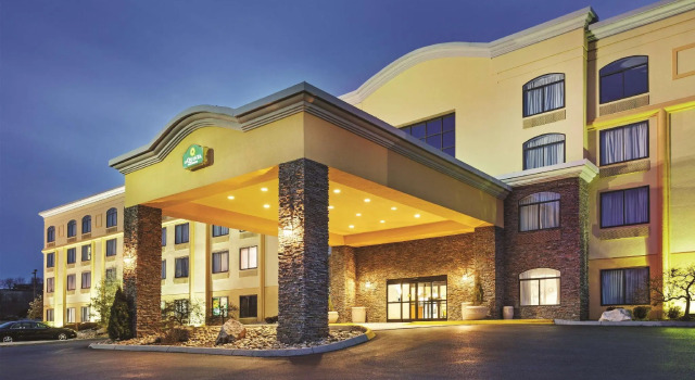 Двухместный люкс с видом на горы La Quinta by Wyndham Sevierville / Kodak