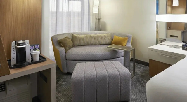 Номер Standard TownePlace Suites by Marriott Oshawa