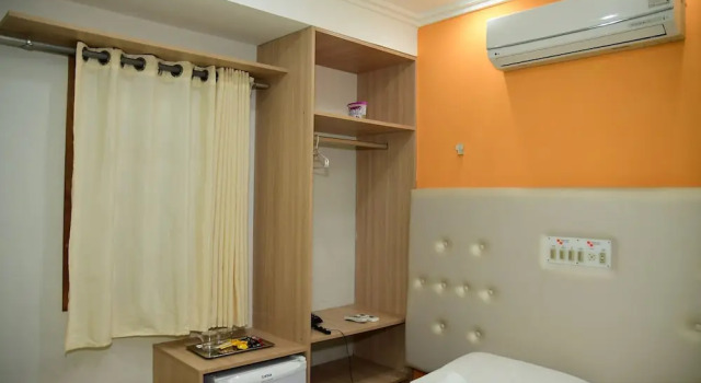 Номер Economy Hotel Serrano