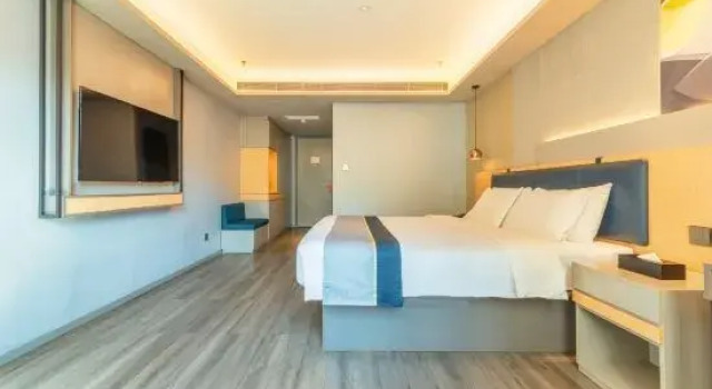 Люкс Homeinn Selected Hotel (Taiyuan Beizhonghuan Lishige Outlet)