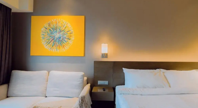 Полулюкс Hotel Residences at Acqua